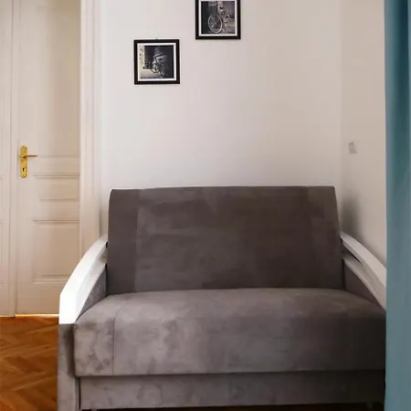 Romantic On Rynok Square With Air-conditioning Lwów