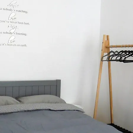 Apartment Romantic On Rynok Square With Air-conditioning