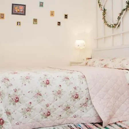 Romantic On Rynok Square With Air-conditioning Daire