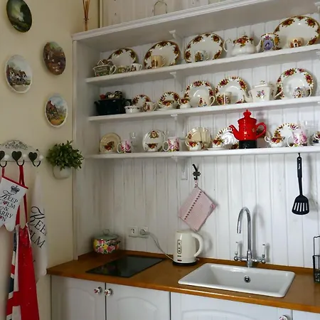 Romantic On Rynok Square With Air-conditioning Daire