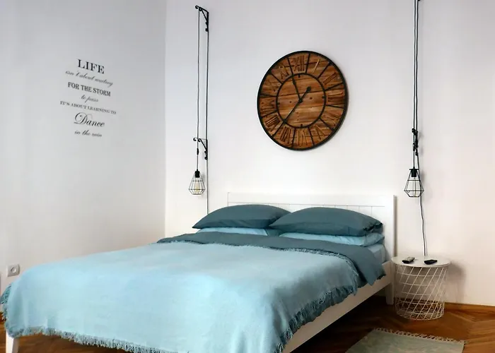 Romantic On Rynok Square With Air-conditioning Apartman Lviv