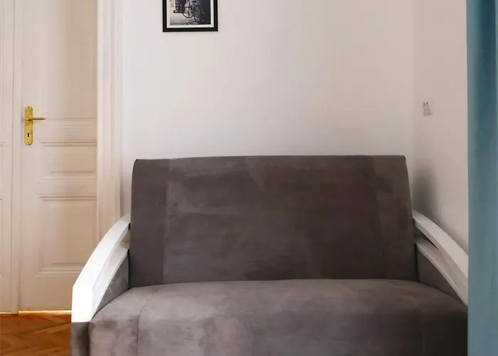 Romantic On Rynok Square With Air-conditioning Lviv